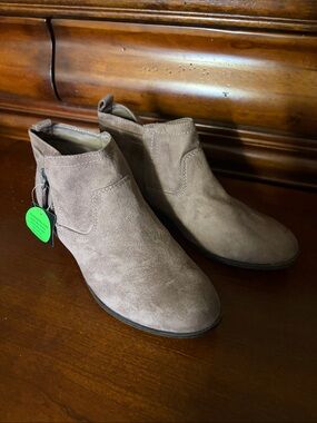 Arizona Jean Company Taupe Suede Ankle Boots